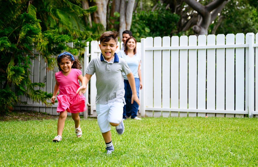Aniks' mosquito misting systems and mosquito spray services protect your children from mosquito bites 
